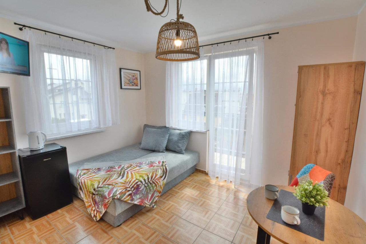 Czarmorza Pokoje Goscinne ミエルノ 部屋 写真